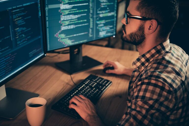 Analista Programador: Conoce como avanzar para estudiar Ingeniería en Informática