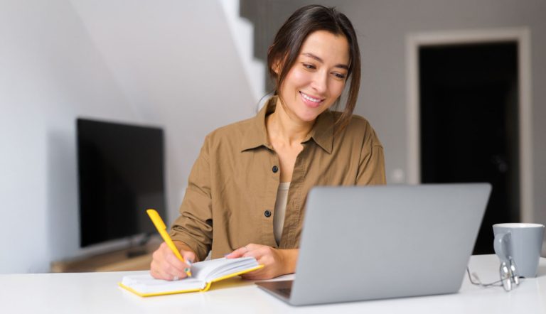 Las carreras técnicas online mejor pagadas en Chile