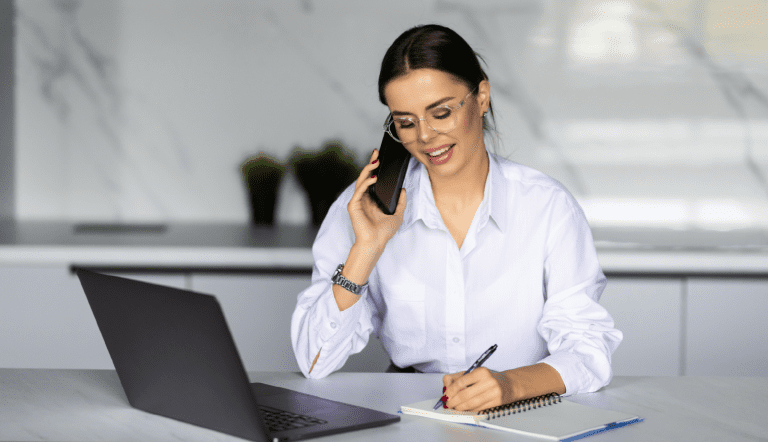 Competencias Clave para un Administrador Público: Qué Esperar de la Carrera