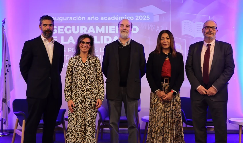 Iplacex inaugura el año académico 2025 con seminario sobre calidad educativa y transformación digital
