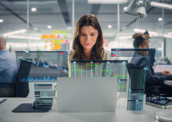 Evento de Iplacex: Emprende inteligente: Cómo aprovechar la IA en tu pyme.