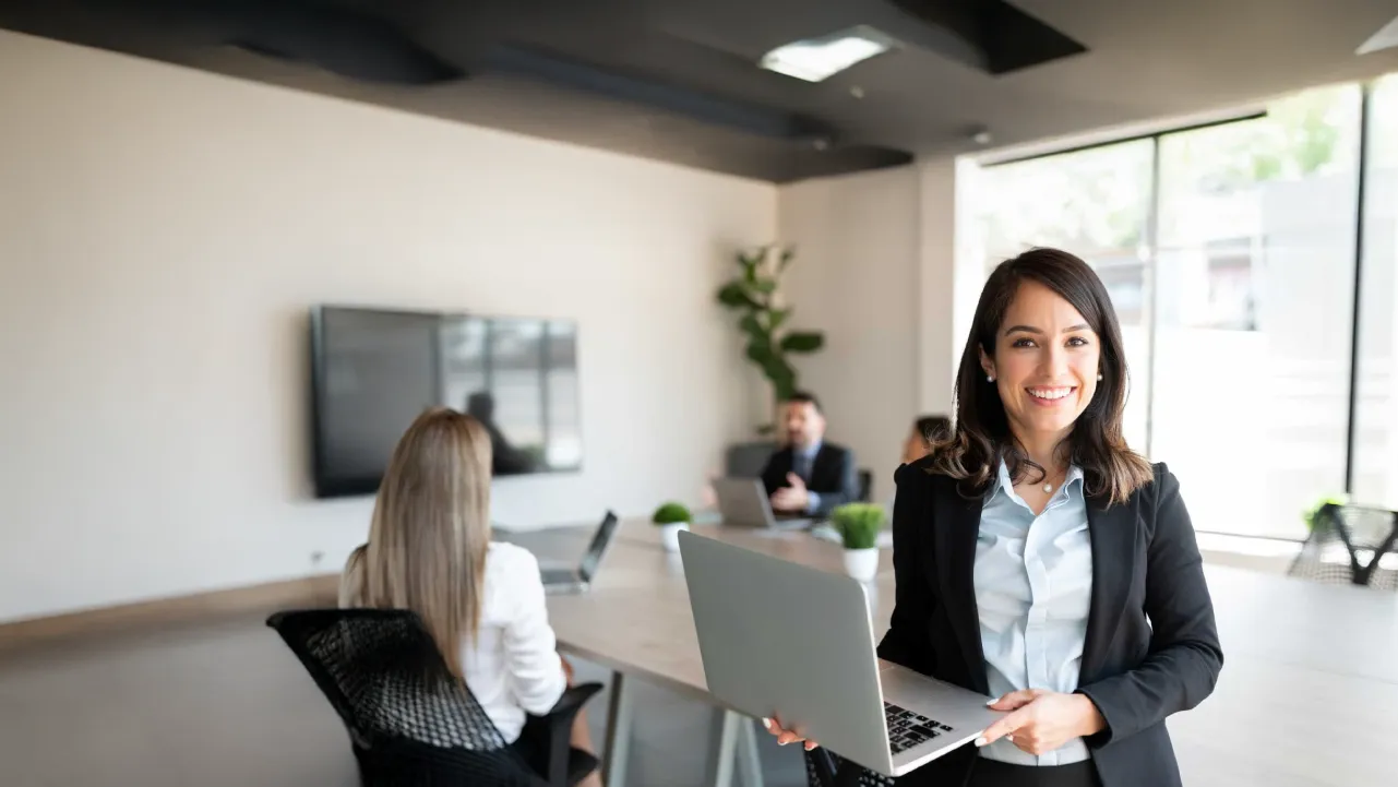 Arancel y malla técnico en administración de empresas online