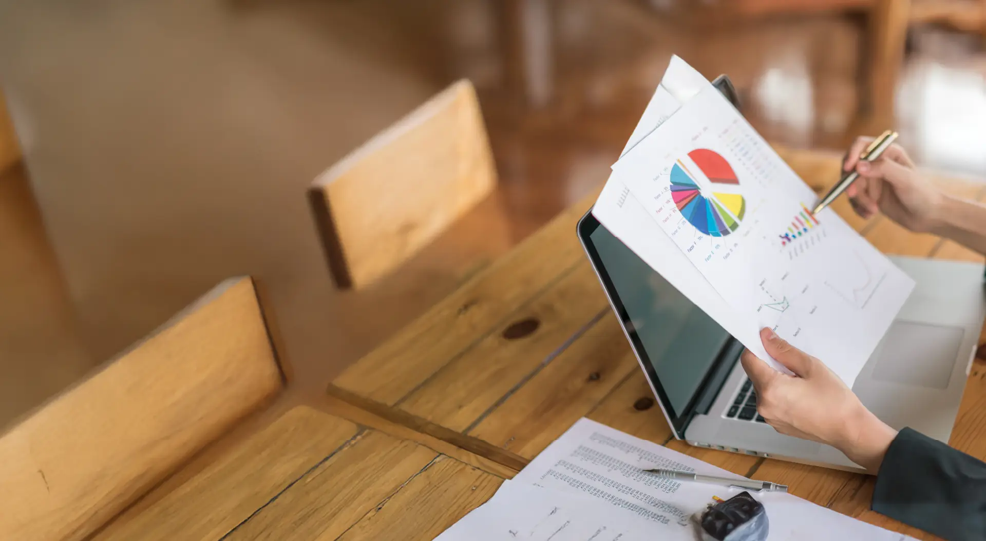 Curso gratuito de Iplacex llamado: Segmentación de Mercados: Herramientas para el Éxito Empresarial