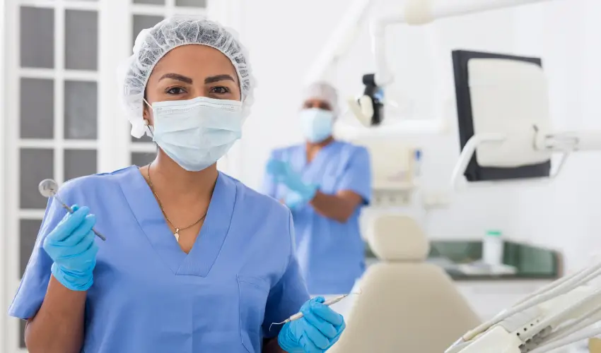 Valor carrera técnico en odontología