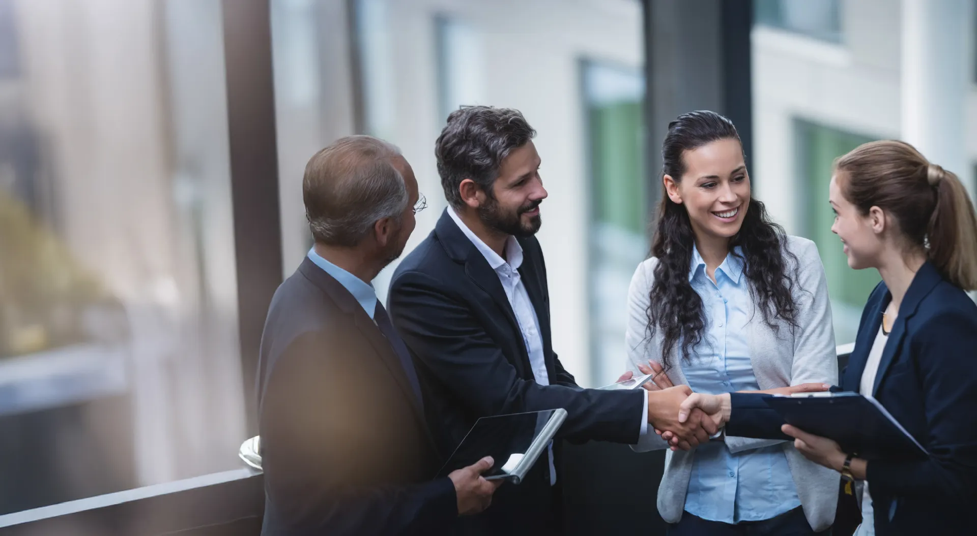 Curso gratuito de Iplacex llamado: Estrategias para el Éxito Empresarial: CRM y SCM en la Práctica