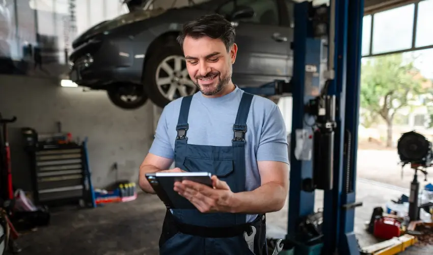 Ingeniería en Mecánica Automotriz