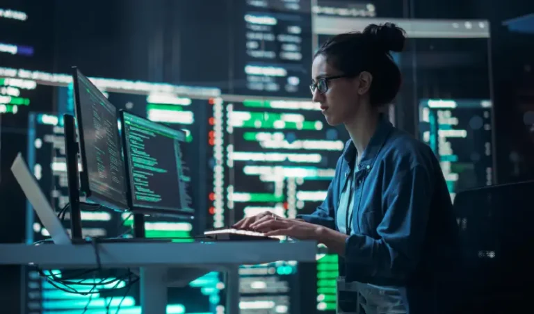 ¿Por qué Ingeniería en Informática sigue siendo una carrera con demanda en la era de la IA? 